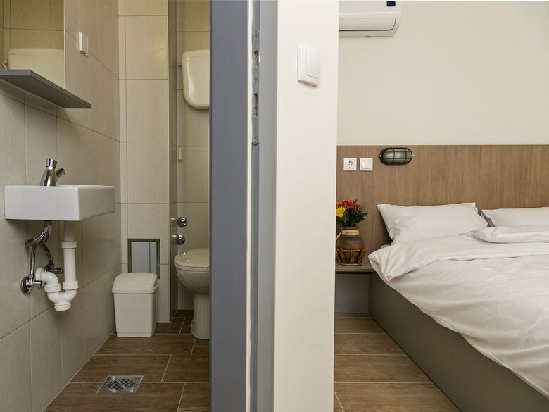 Hostal Varad Inn Hostel And Cafe