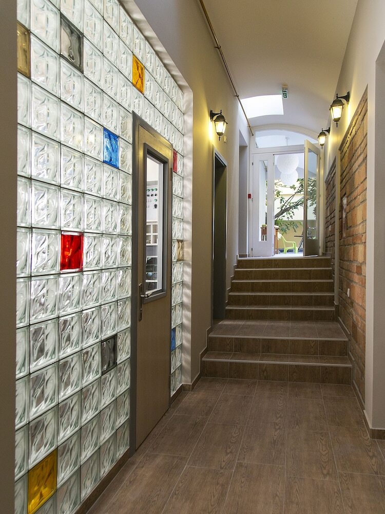 Hostal Varad Inn Hostel And Cafe