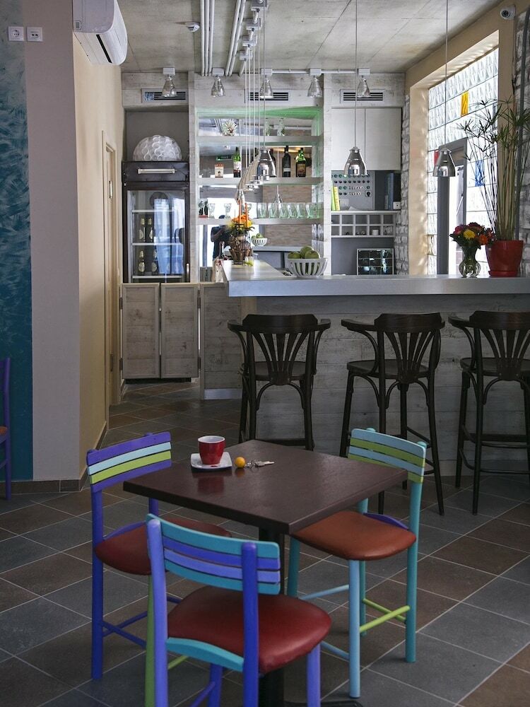 Hostal Varad Inn Hostel And Cafe