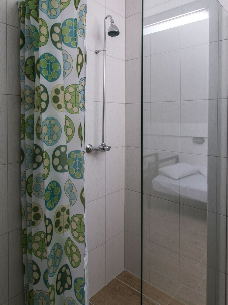 Hostal Varad Inn Hostel And Cafe
