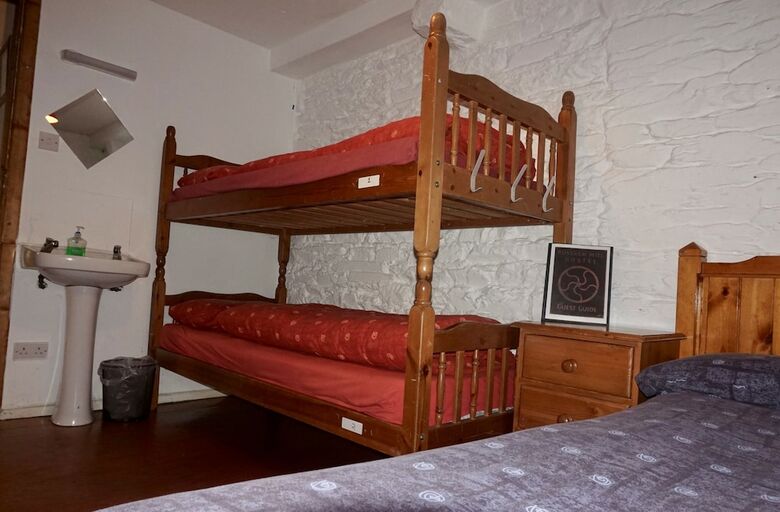 Hostal Russagh Mill Hostel