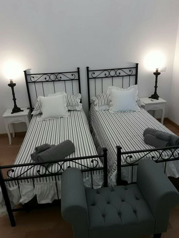 Hotel La Piazzetta Delle Regine