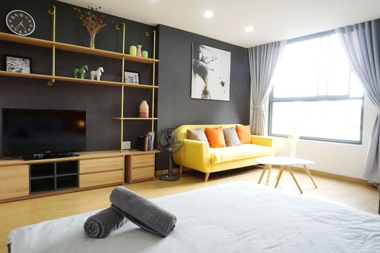Five Star Studio Apartment Near Airport