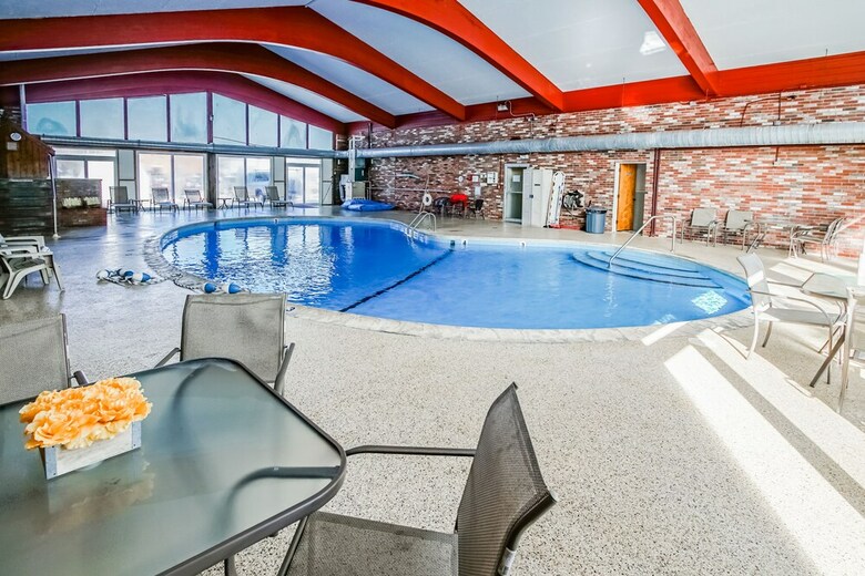 Hotel Courtyard Resort Hyannis, A Vri Resort