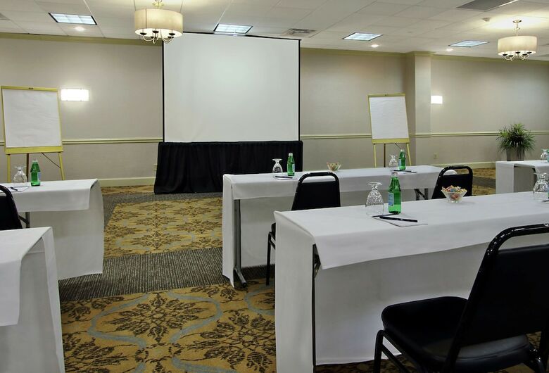 Hotel Doubletree By Hilton Mahwah
