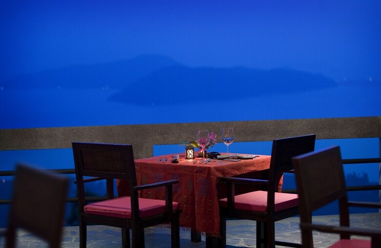 Hotel Serene Retreat And Spa
