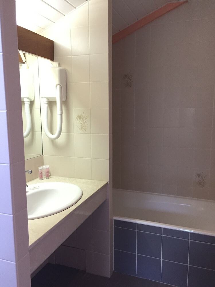 Hotel H�tel Le Bout Du Monde