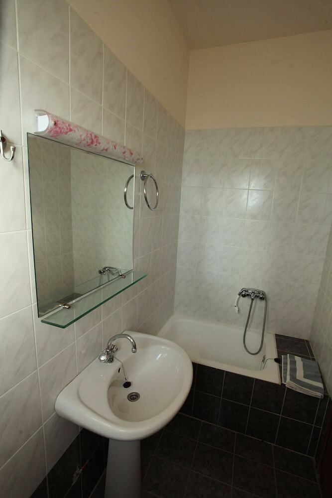Bed & Breakfast Argiroupolis Maria Rooms