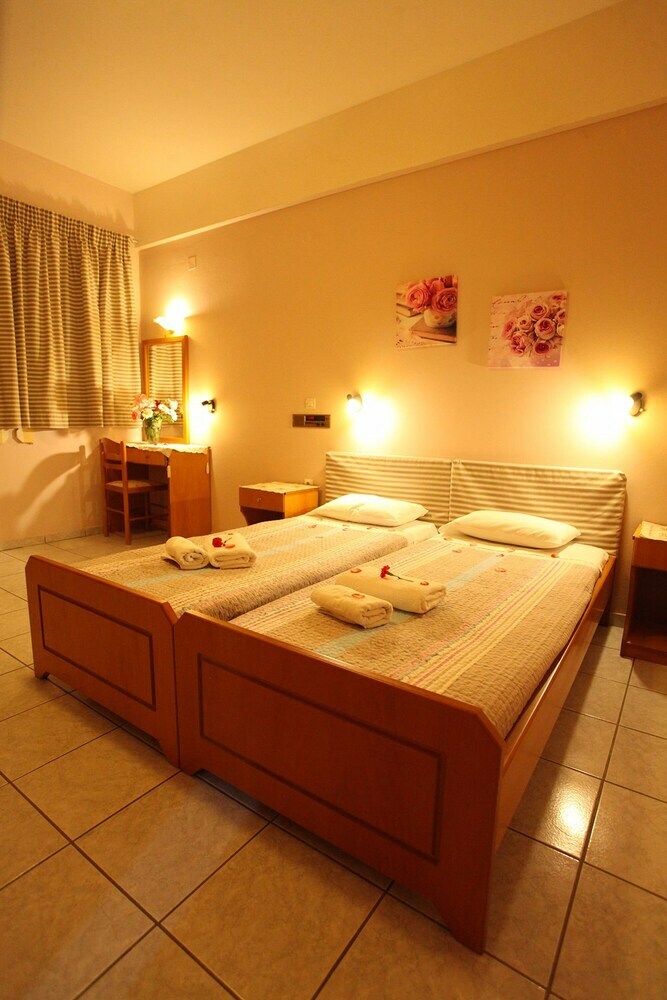 Bed & Breakfast Argiroupolis Maria Rooms