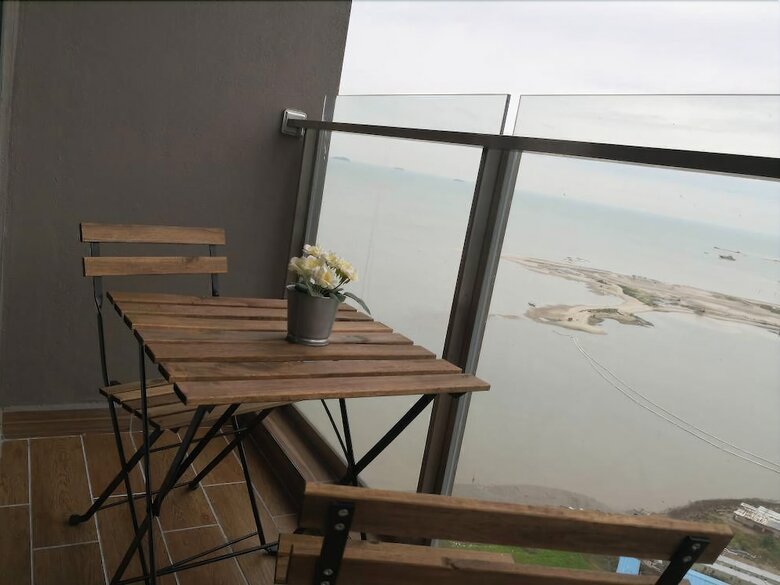 Apartamentos Vinz @ Silverscape Luxury Residence