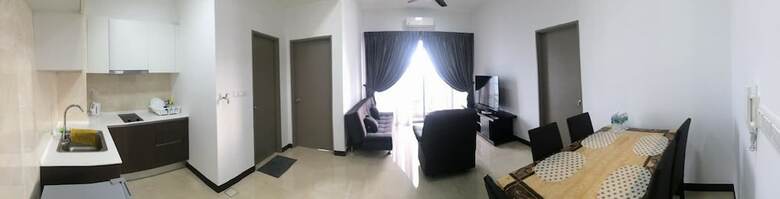 Apartamentos Vinz @ Silverscape Luxury Residence