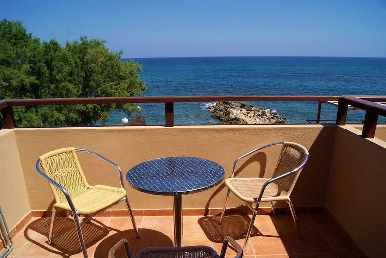 Nautica Hotel Apartments