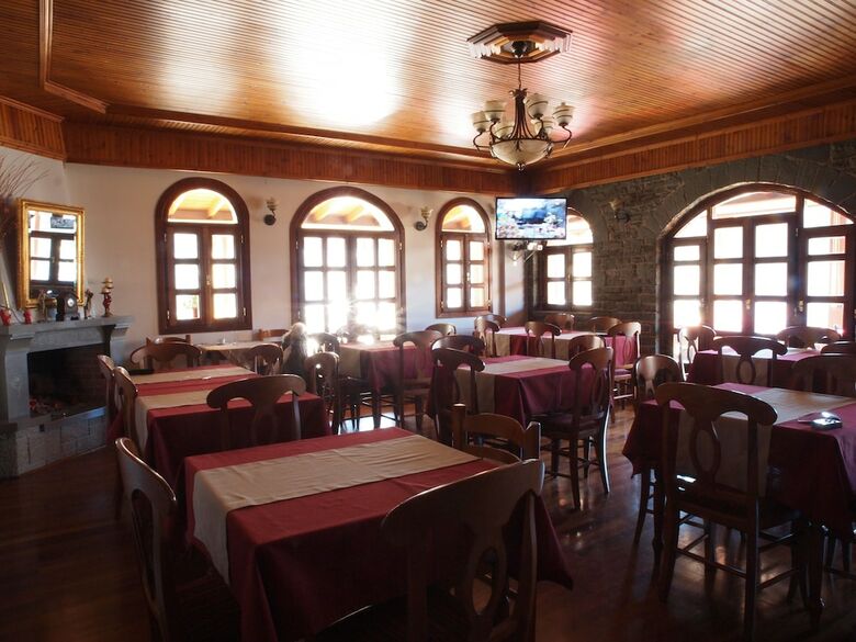 Hotel Archontiko Tzoumerkon