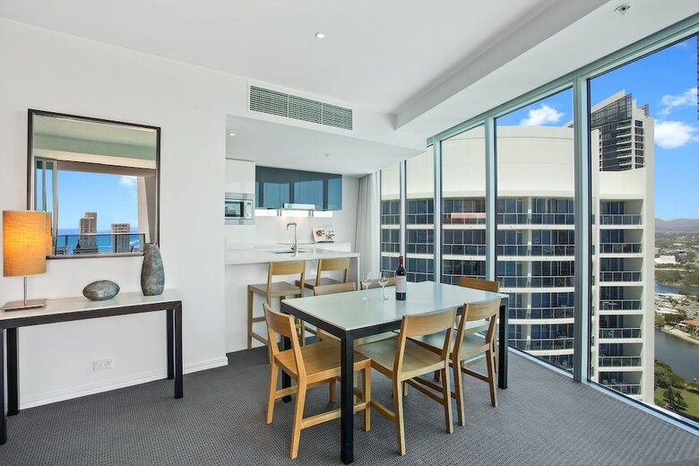 Holiday Holiday - H Residence Apartments