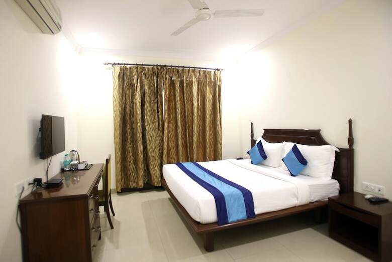 Hotel Mint Ambience Suites