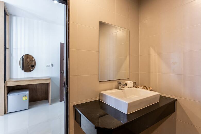 7q Bangla Hotel