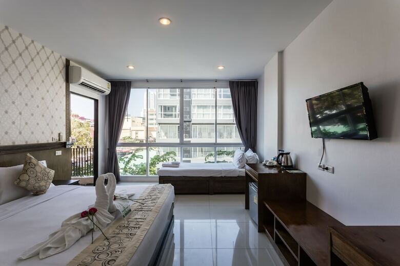 7q Bangla Hotel