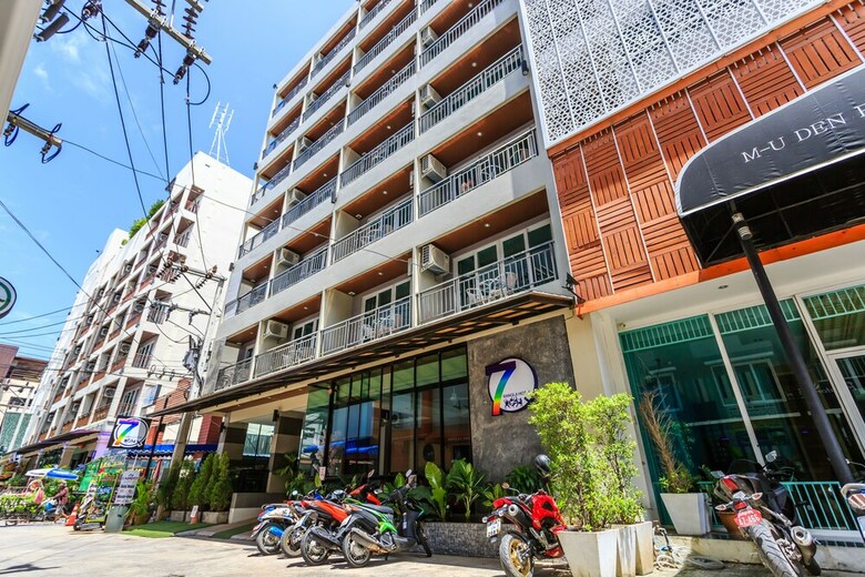 7q Bangla Hotel
