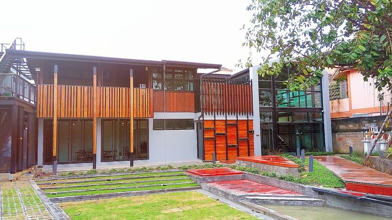 Hostal Baan Mai Kradan Hostel Chiang Rai