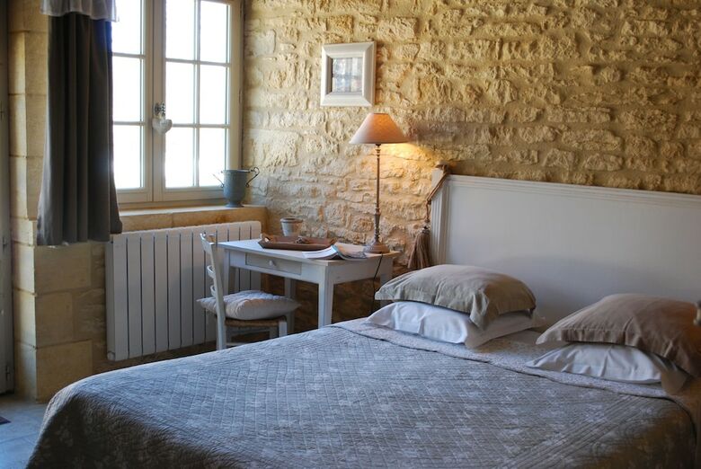 Hotel La Roche D'esteil