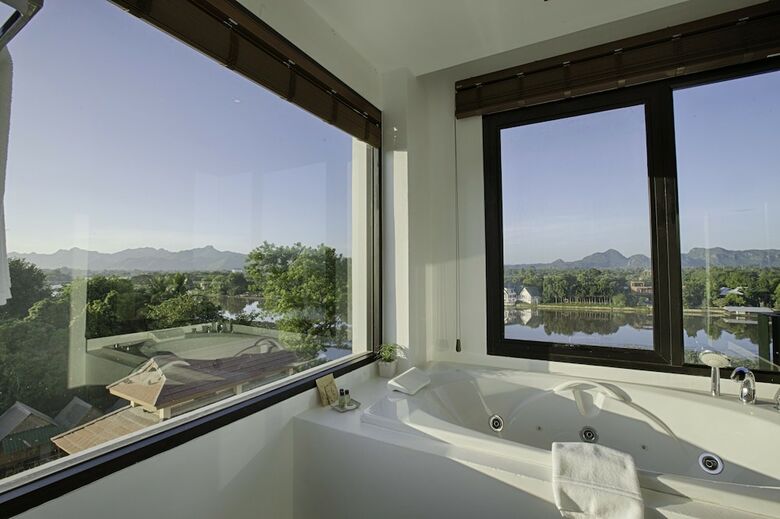 Natee The Riverfront Hotel Kanchanaburi