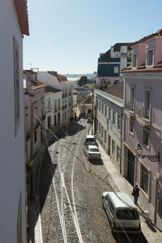 Almamater Lisbon Apartments