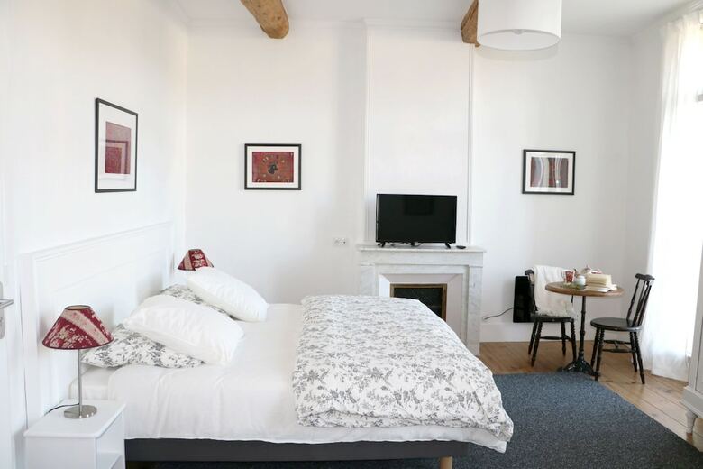 Hotel Aumes Sweet Home