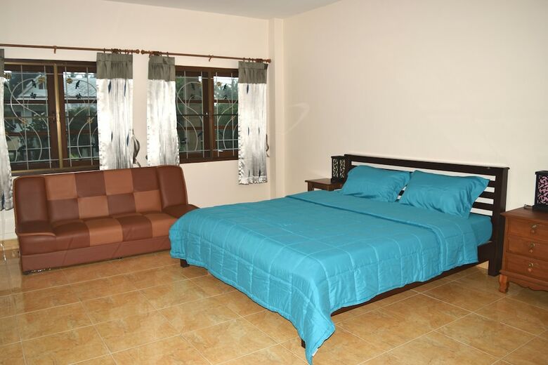 Hotel Kate House Bangsaphan