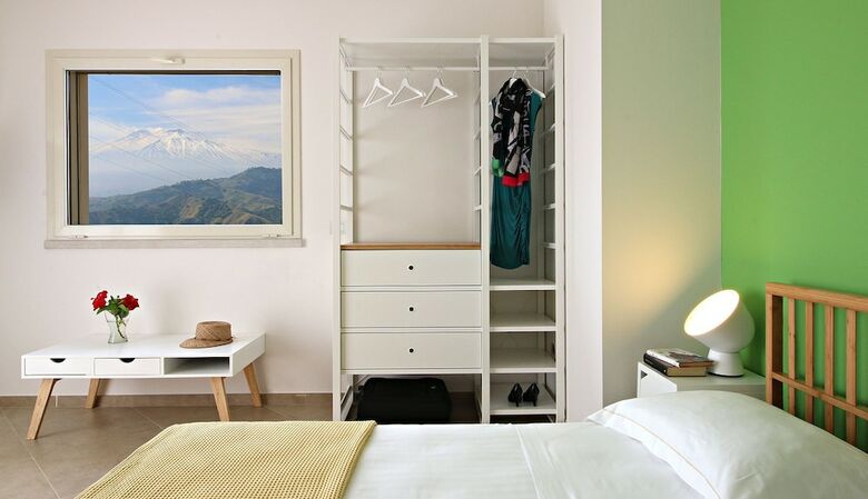 Hotel Sik� Holiday Home