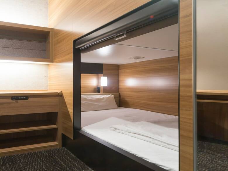 Hotel Global Cabin Tokyo Suidobashi