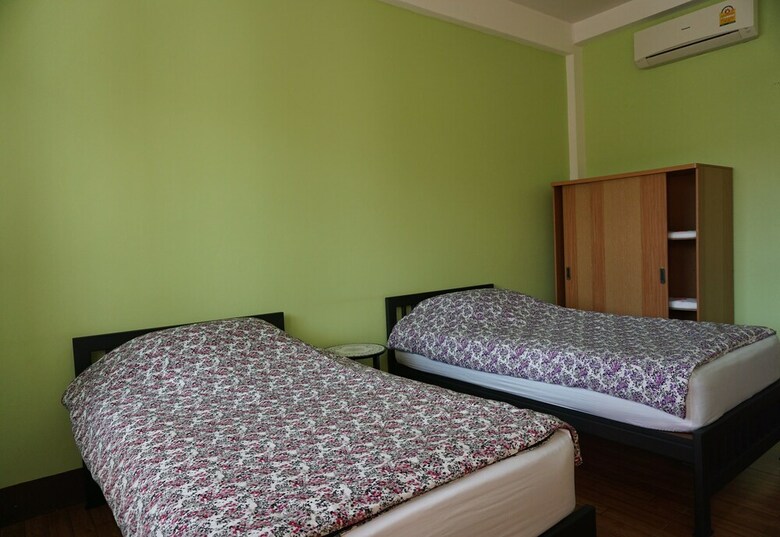 Hotel Kanoktid Place