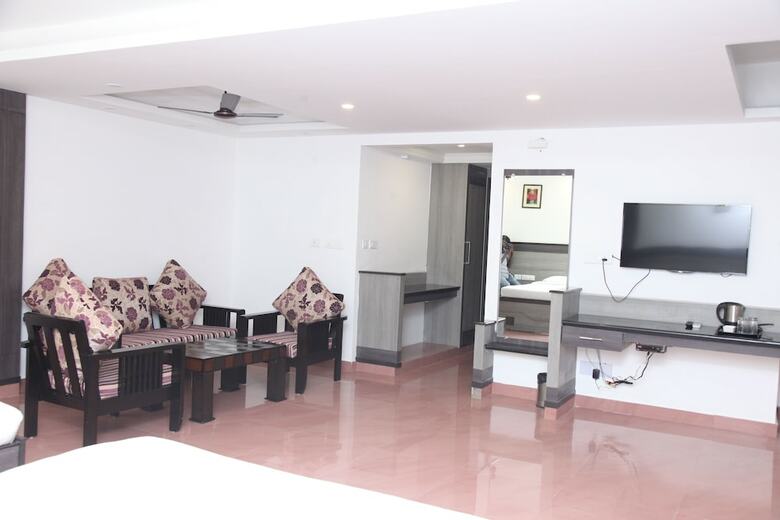 Hotel Karpagam International
