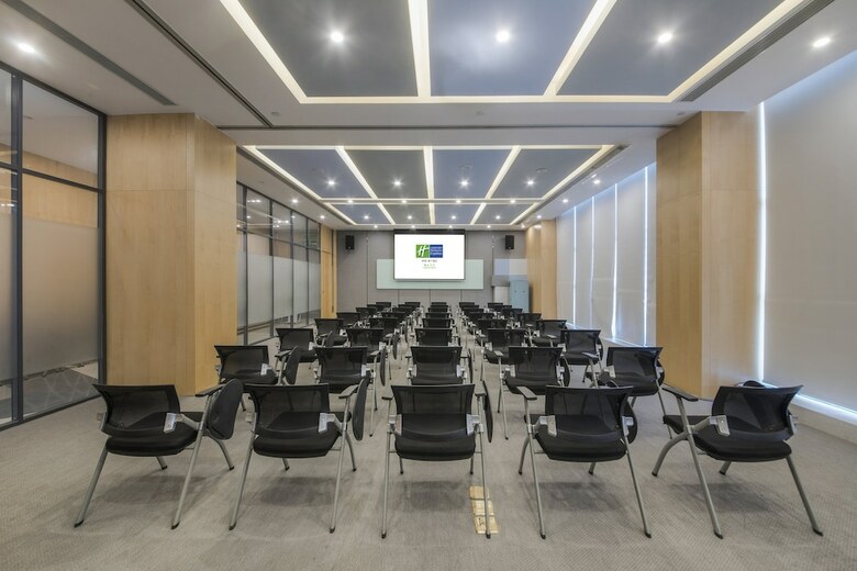 Hotel Holiday Inn Express Yantai Yeda