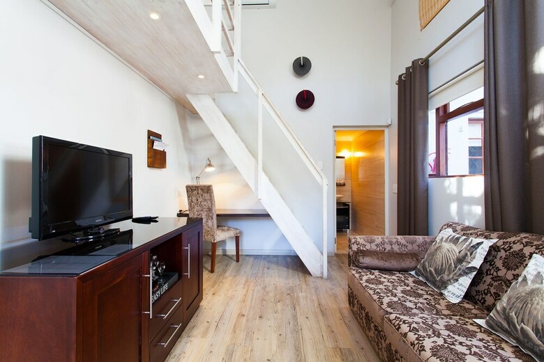 Hotel 5 Seasons Guest House