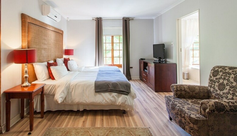 Hotel 5 Seasons Guest House