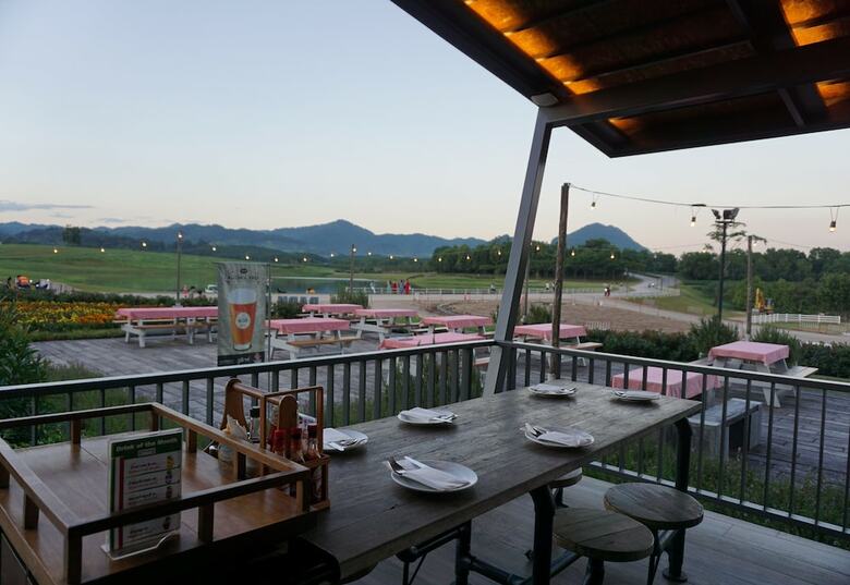 Hotel Singha Park Chiang Rai Camping