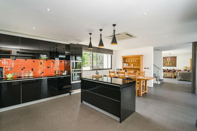 6br Villa Near Bangrak Beach
