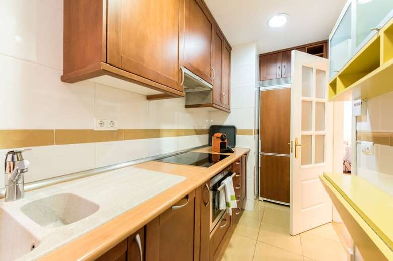 Apartamentos Alcal� City Center