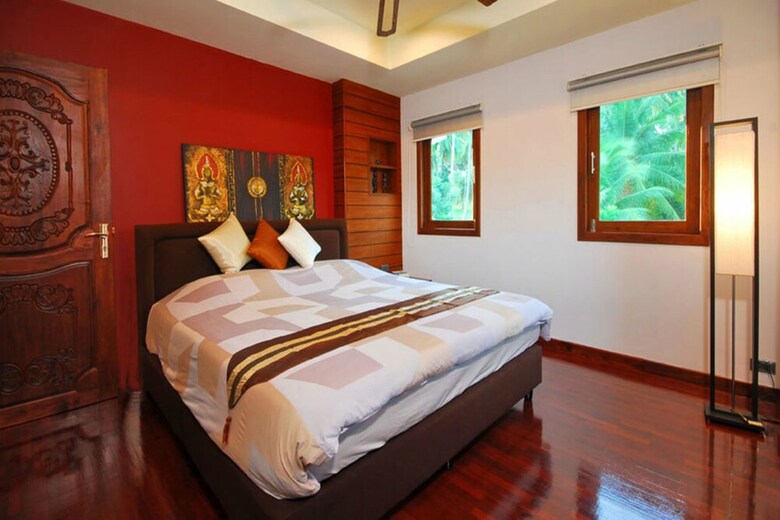 4 Bedroomed Villa In Chaweng  P1
