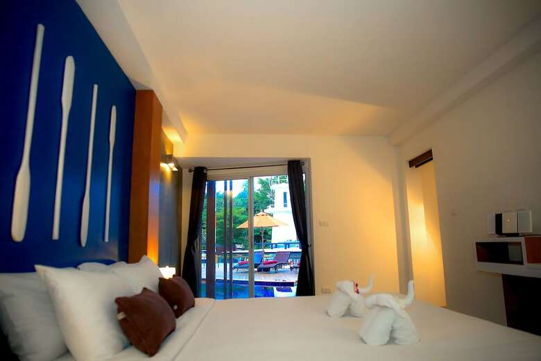 Hotel Pool Access By Punnpreeda Beach Resort