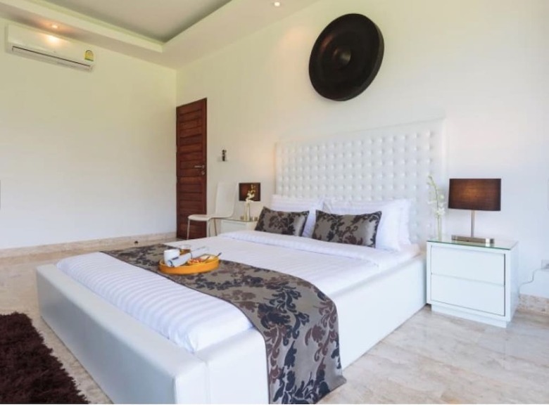 Villa 3 Bedroomed Luxury Ban Tai