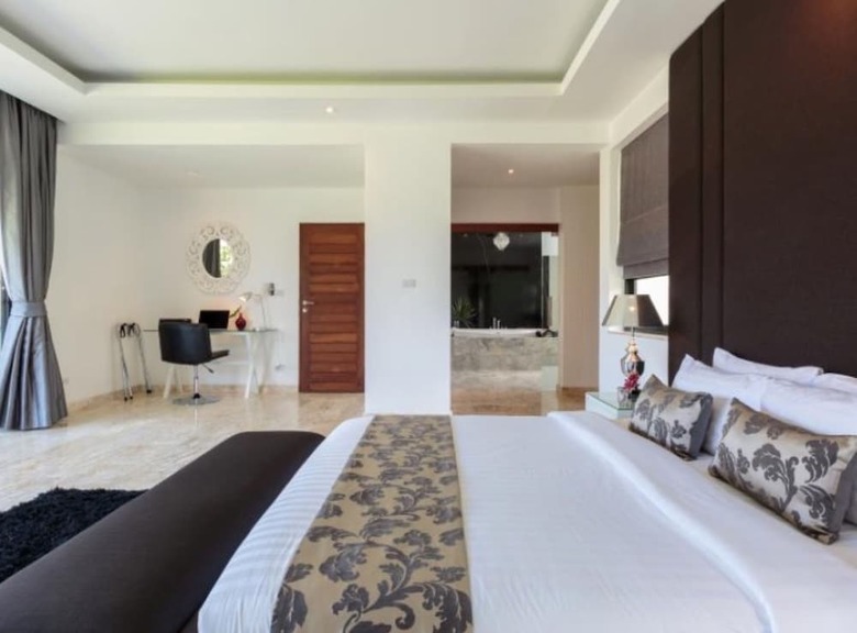 Villa 3 Bedroomed Luxury Ban Tai
