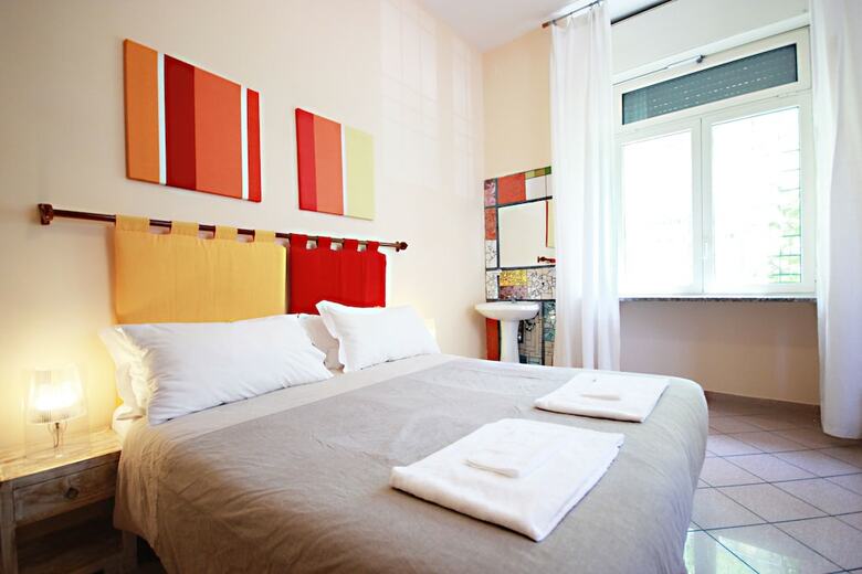 Hotel The Beehive