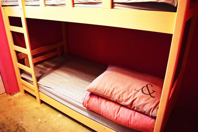 Hostal Sumsum Guest House - Hostel