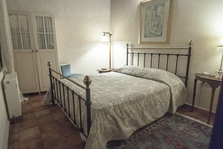 Hotel Ostra Mainalon Luxury Suites