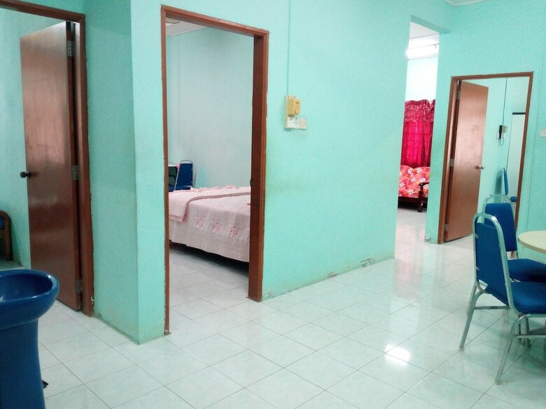 Shima Homestay