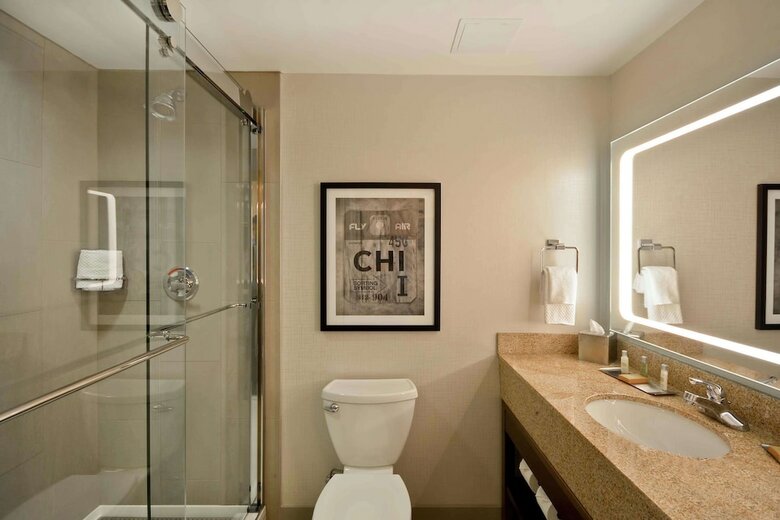 Hotel Doubletree By Hilton Chicago Midway Airport