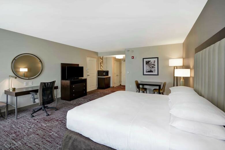 Hotel Doubletree By Hilton Chicago Midway Airport