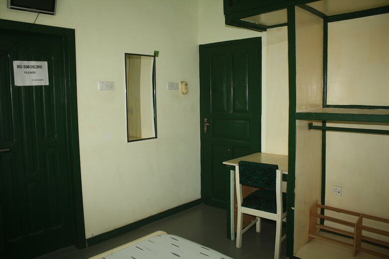 Hotel Godville Guest House