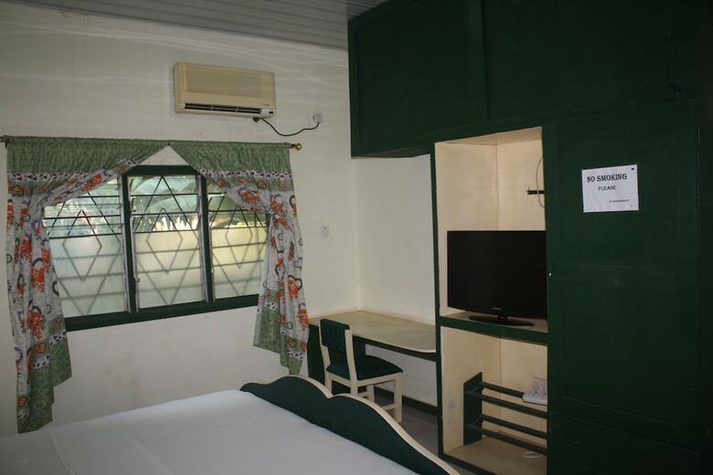 Hotel Godville Guest House